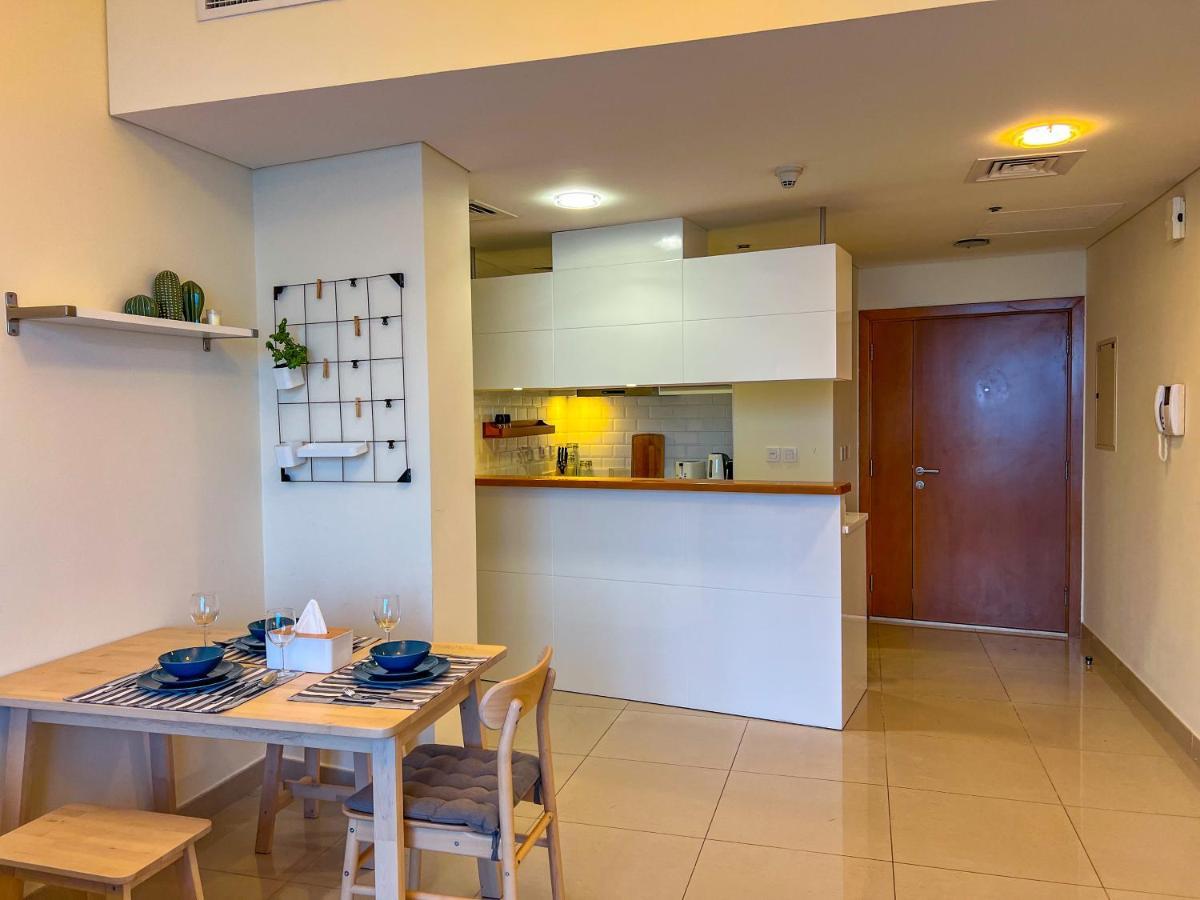 Exquisite, Luxe 1Bd Apartment, Unparalleled Sea Views, Prime Dubai Marina Location & Full Kitchen By "La Buena Vida Holiday Homes Екстер'єр фото