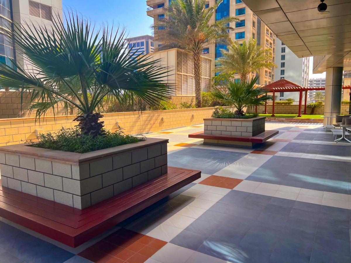 Exquisite, Luxe 1Bd Apartment, Unparalleled Sea Views, Prime Dubai Marina Location & Full Kitchen By "La Buena Vida Holiday Homes Екстер'єр фото
